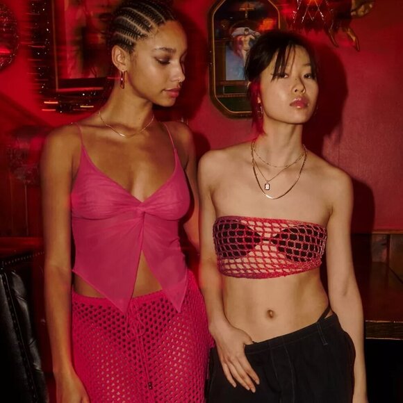 NWT Urban Outfitters Mesh Twist Front Hot Pink Fly Away Cami - Picture 5 of 6